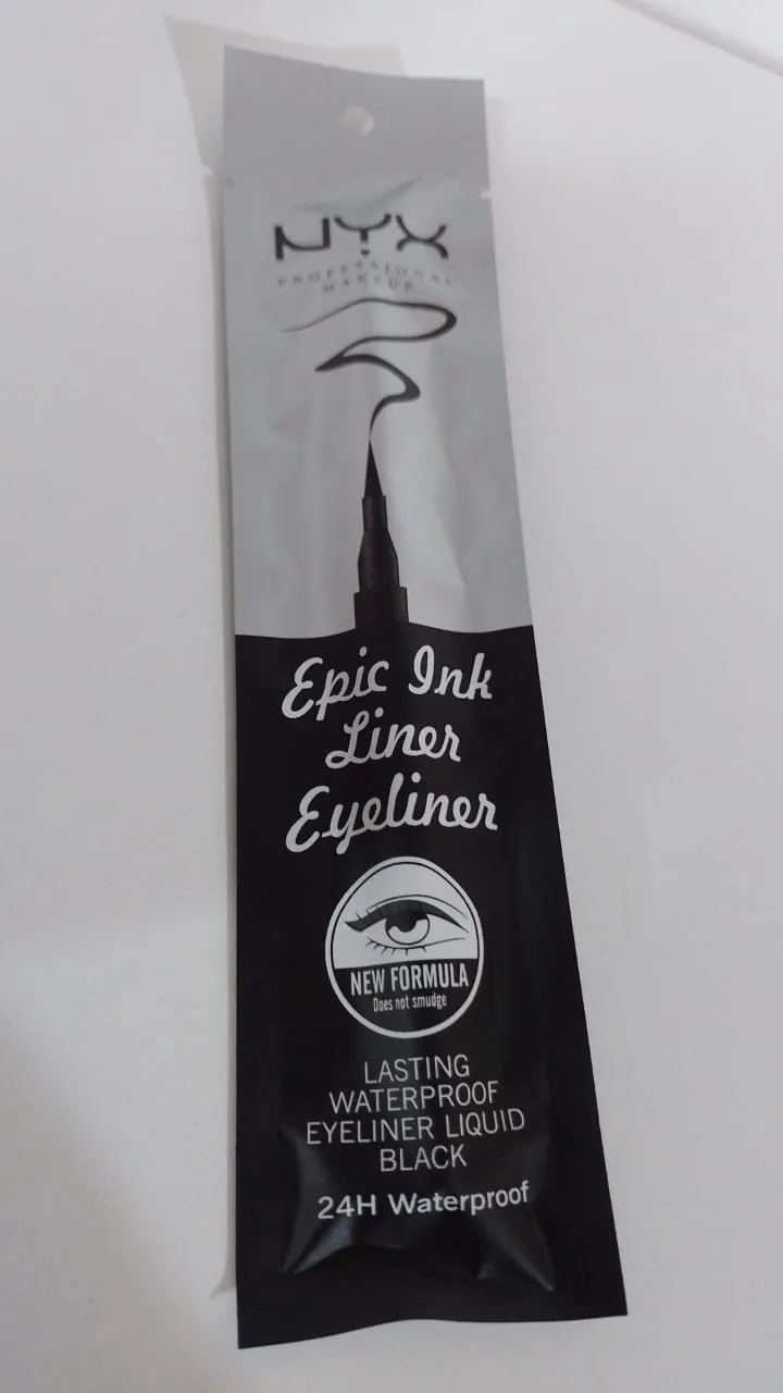 delineador liquido a prueba de agua nyx