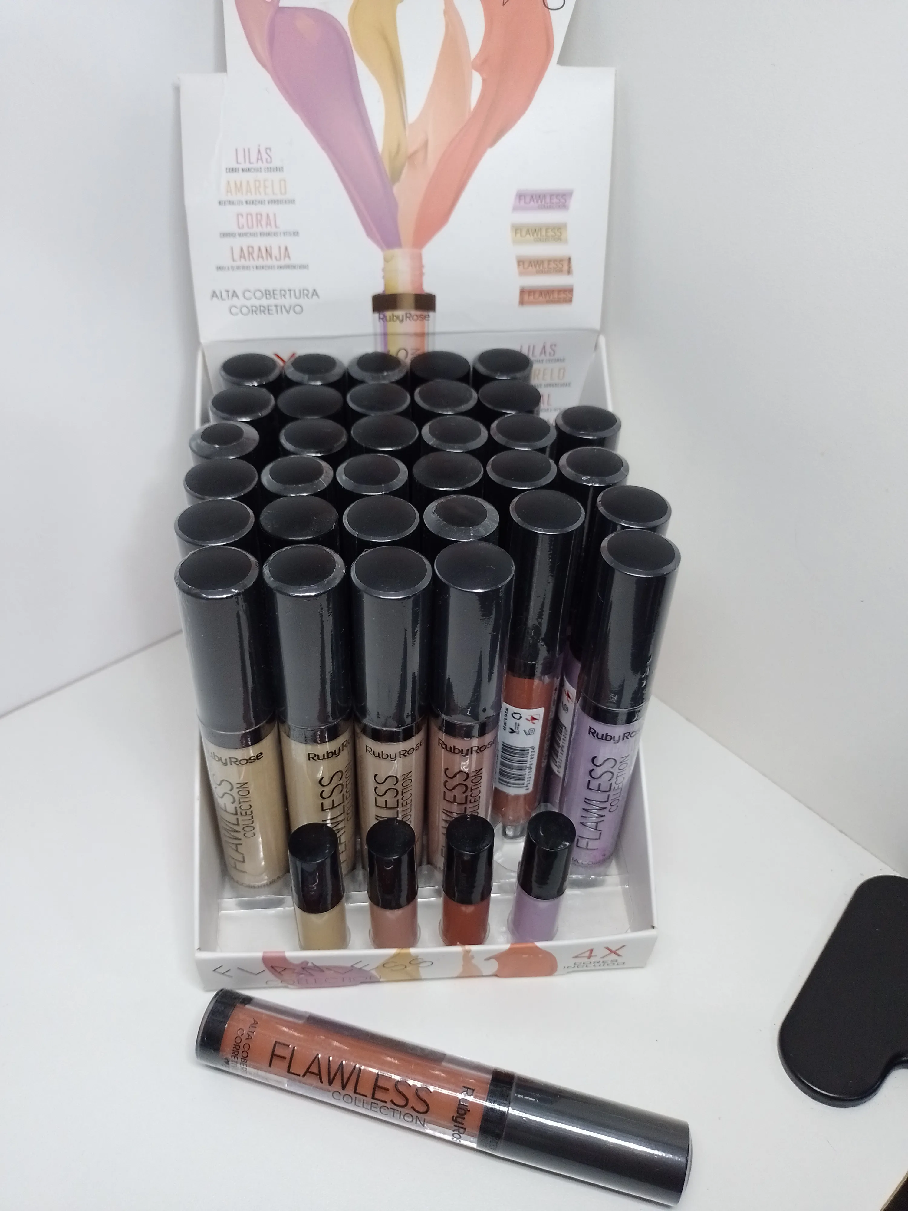 Corrector Ruby Rose
