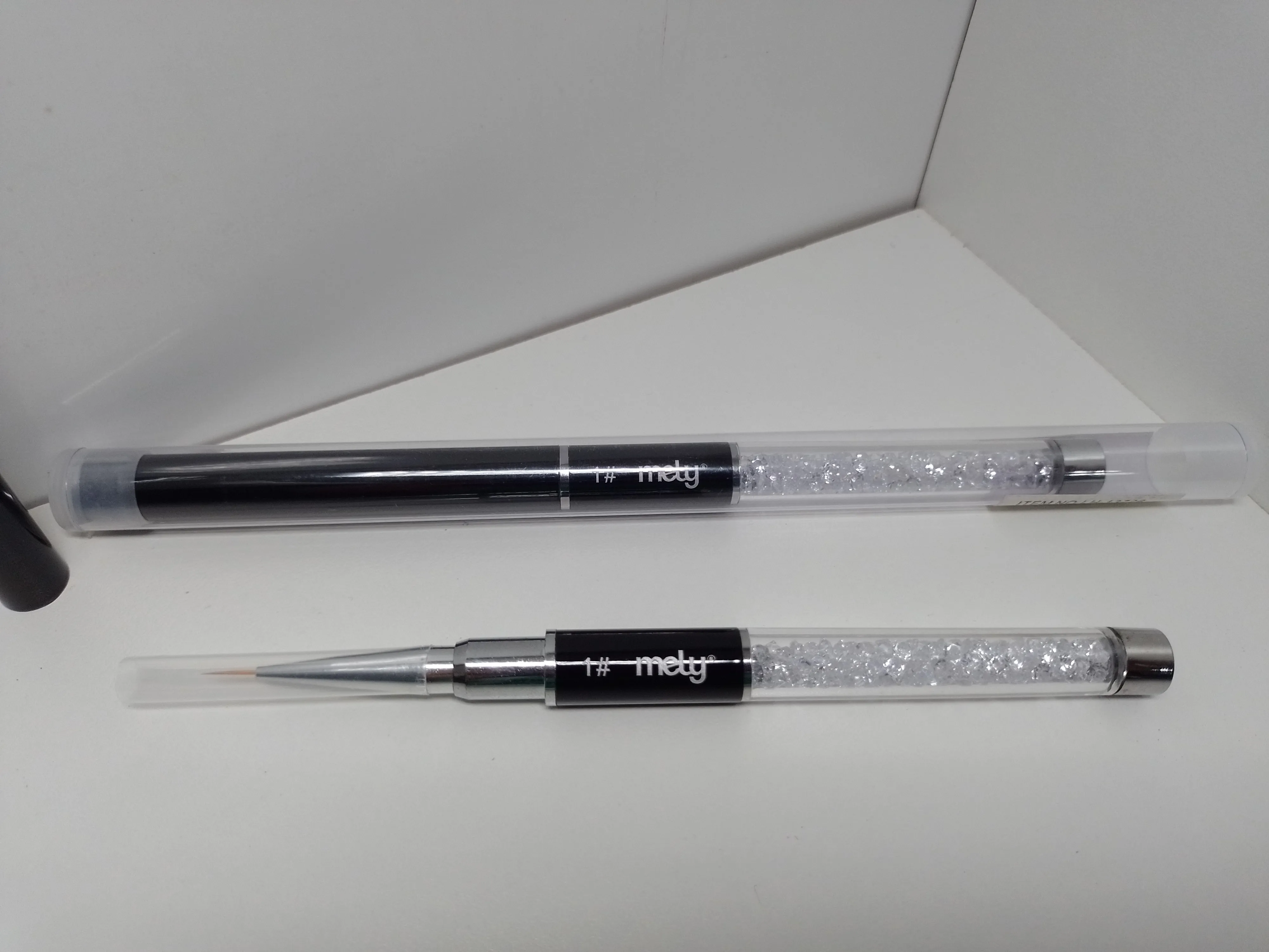 Pincel liner Mely