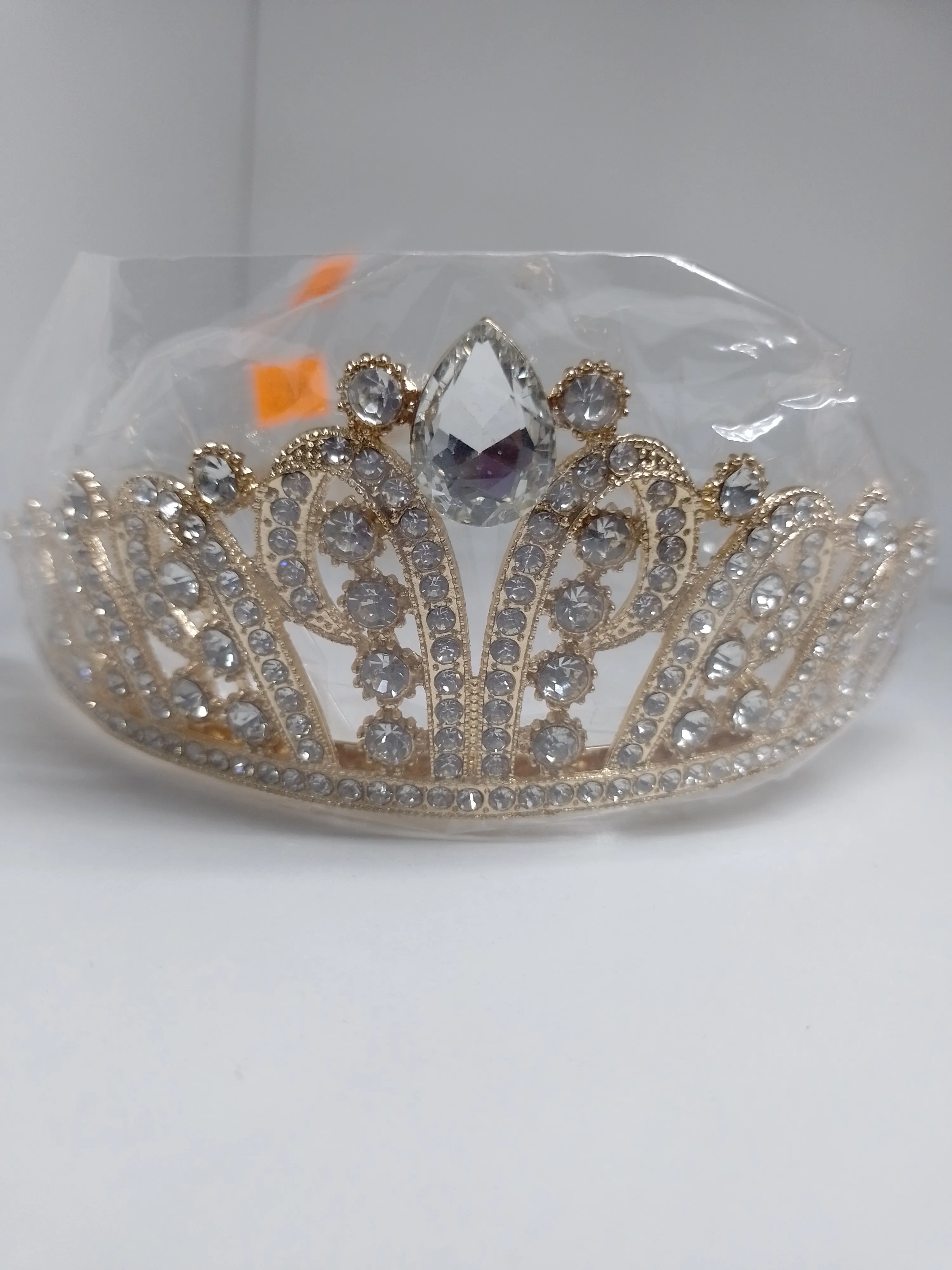 Corona Dorada Con Strass