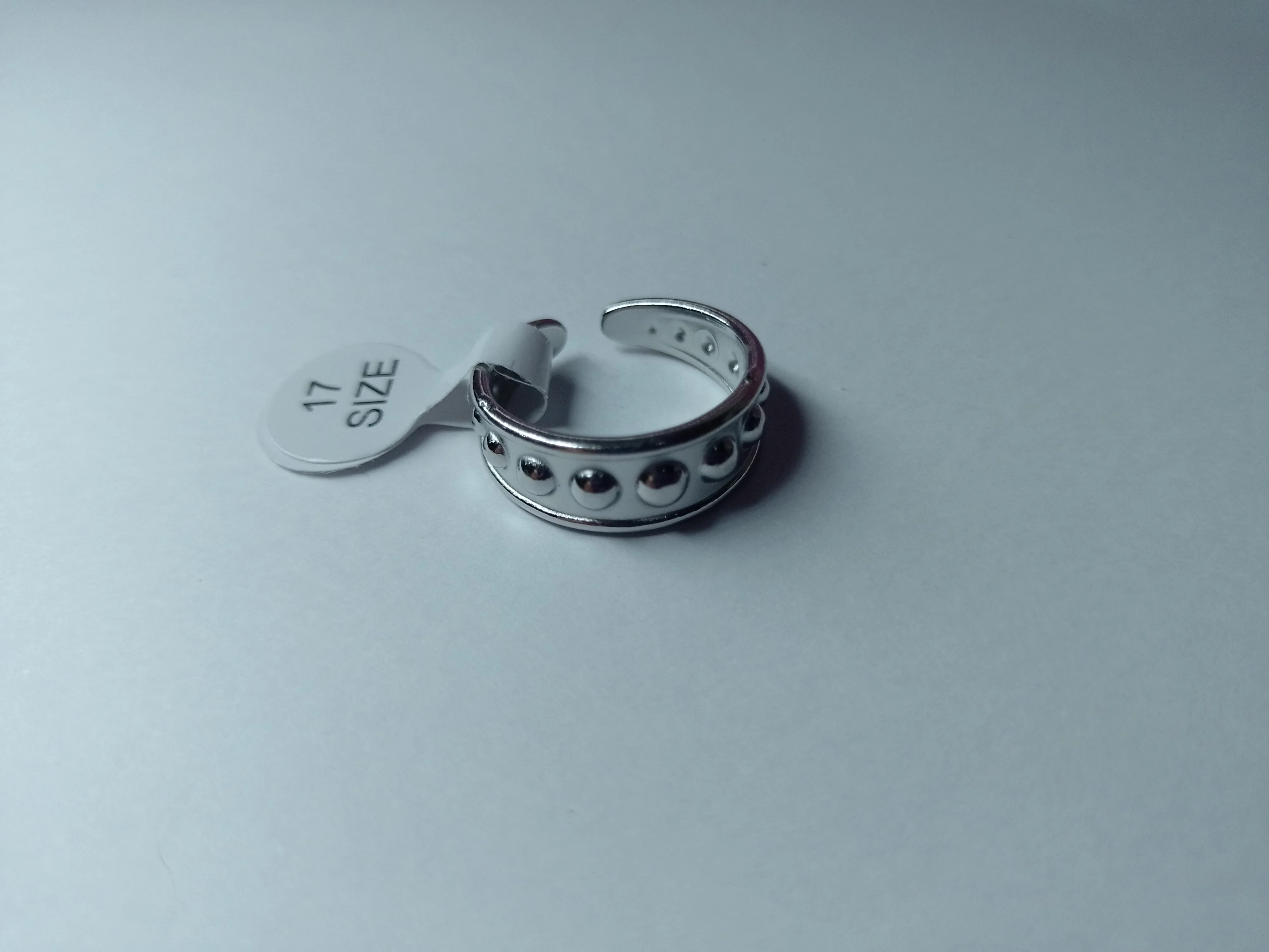 anillo acero blanco labrado