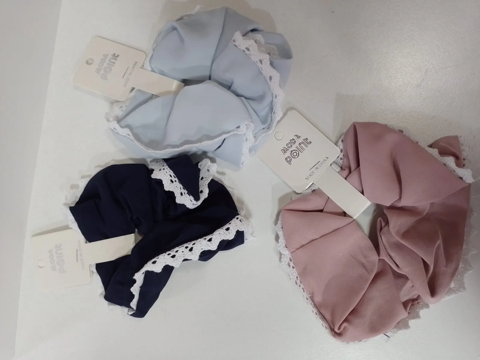 scrunchie borde encaje