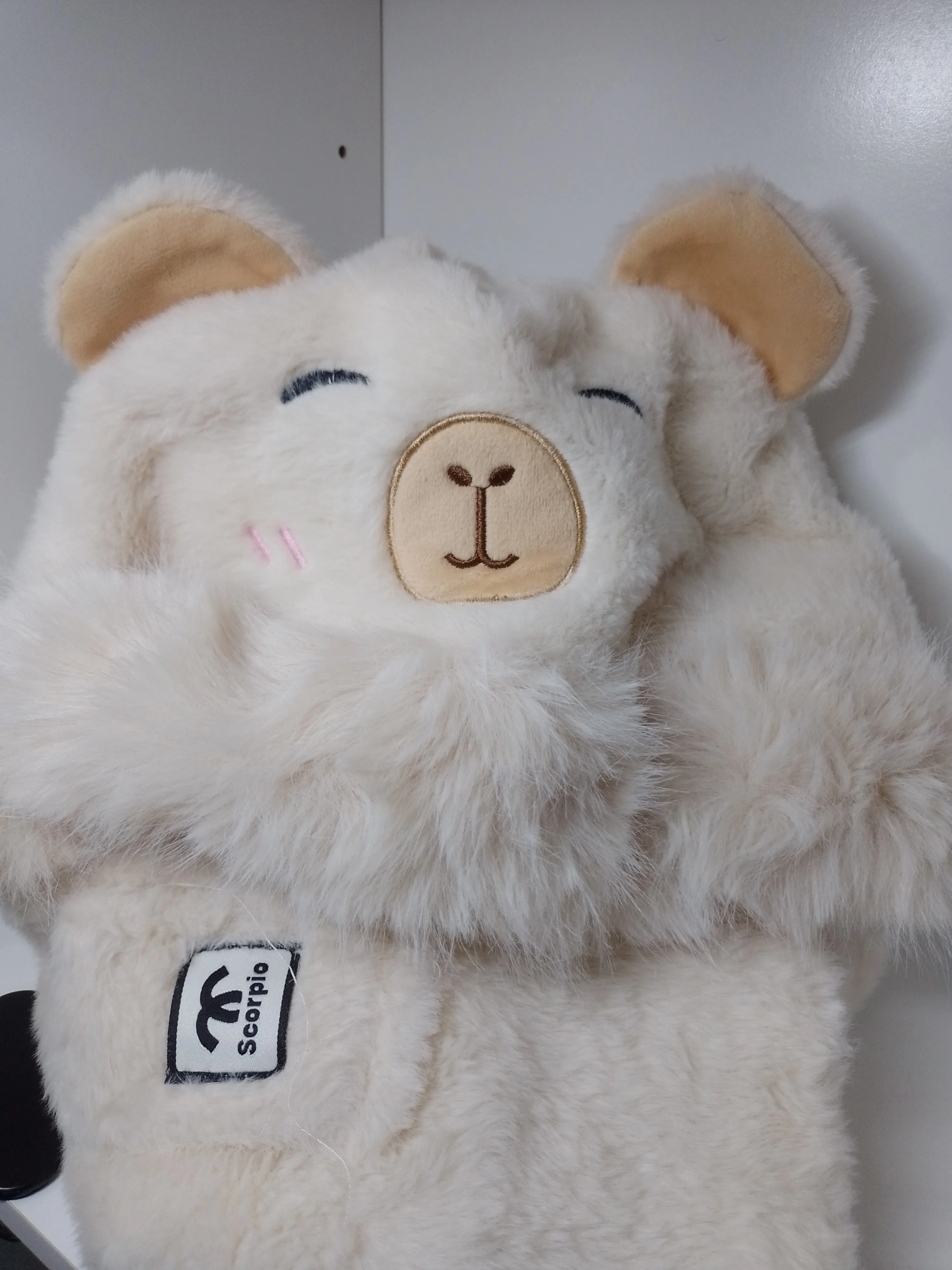 Gorro Peluche Capybara