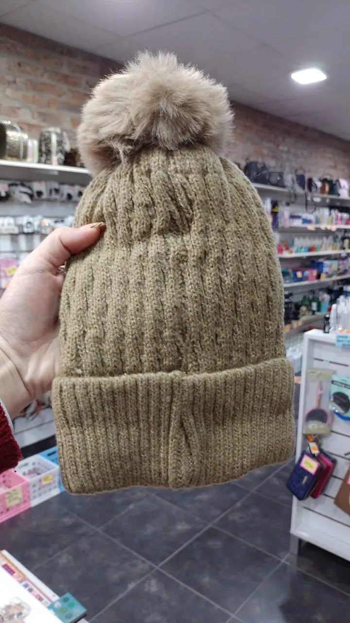 gorro lana pompon