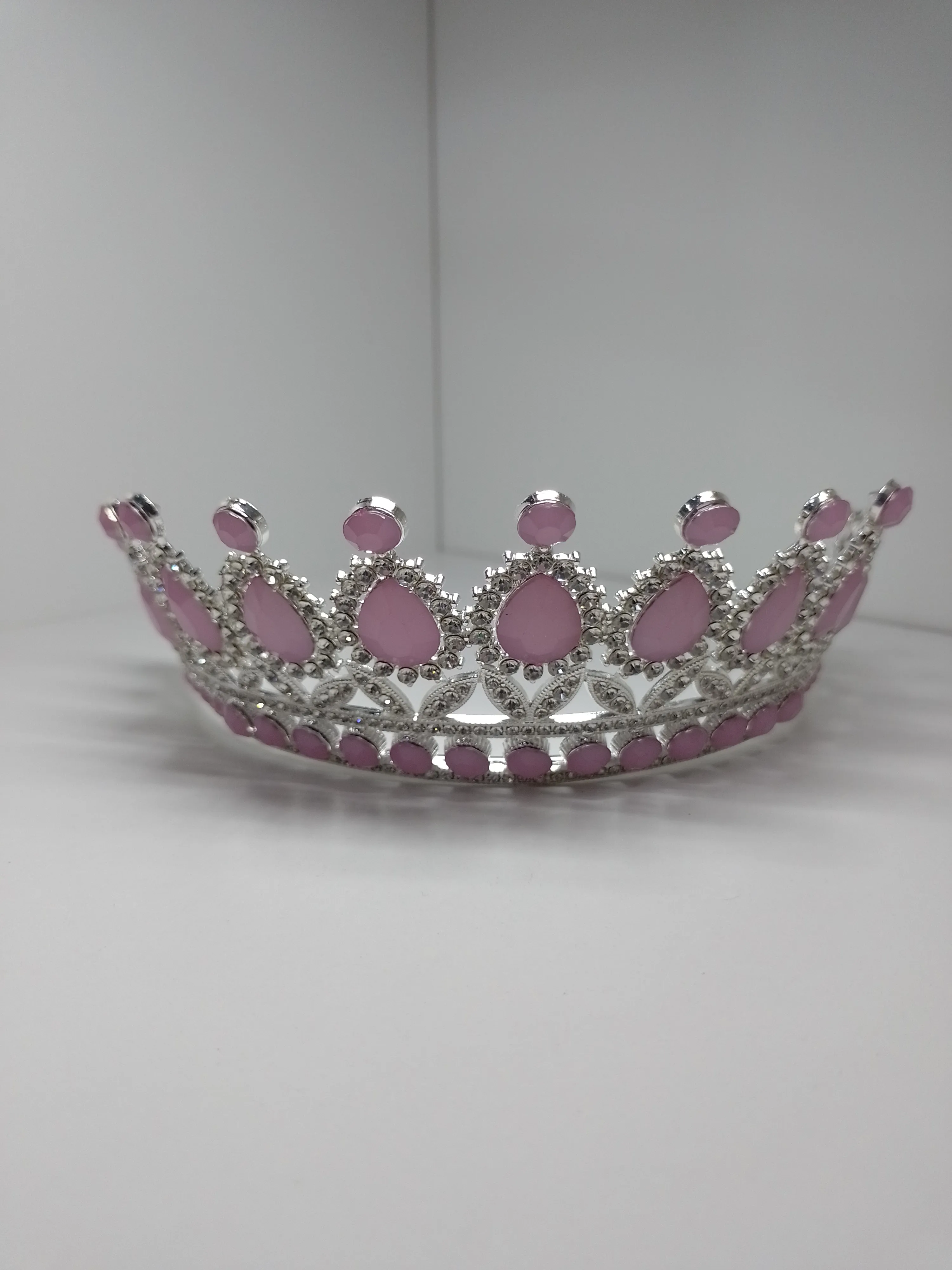 Corona Plateada y Rosa Grande