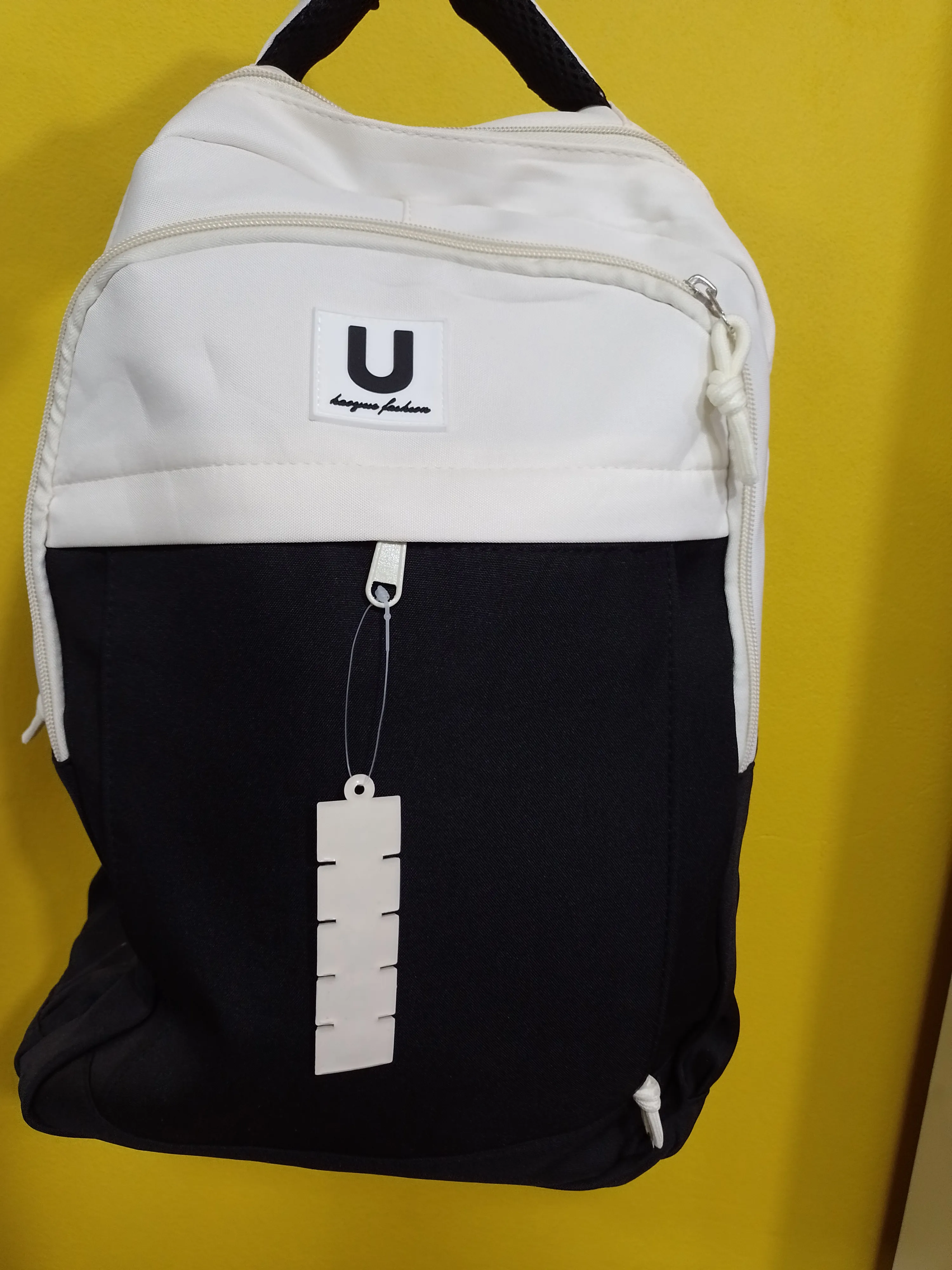 Mochila Negra Y Blanca
