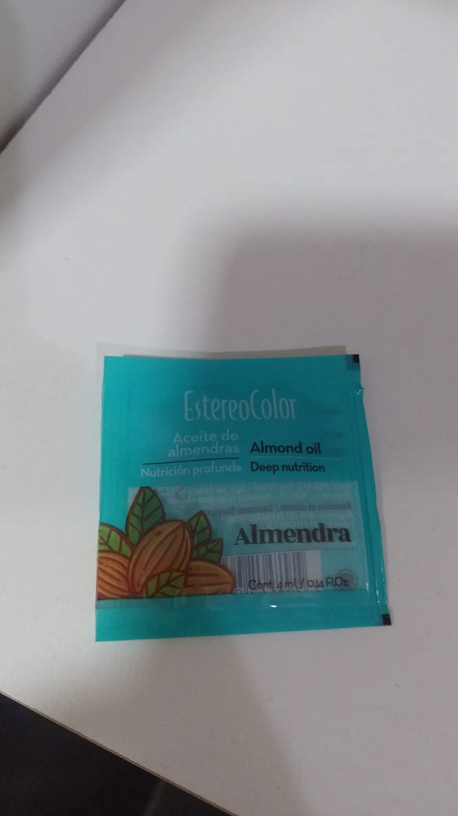 aceite almendras estereo color