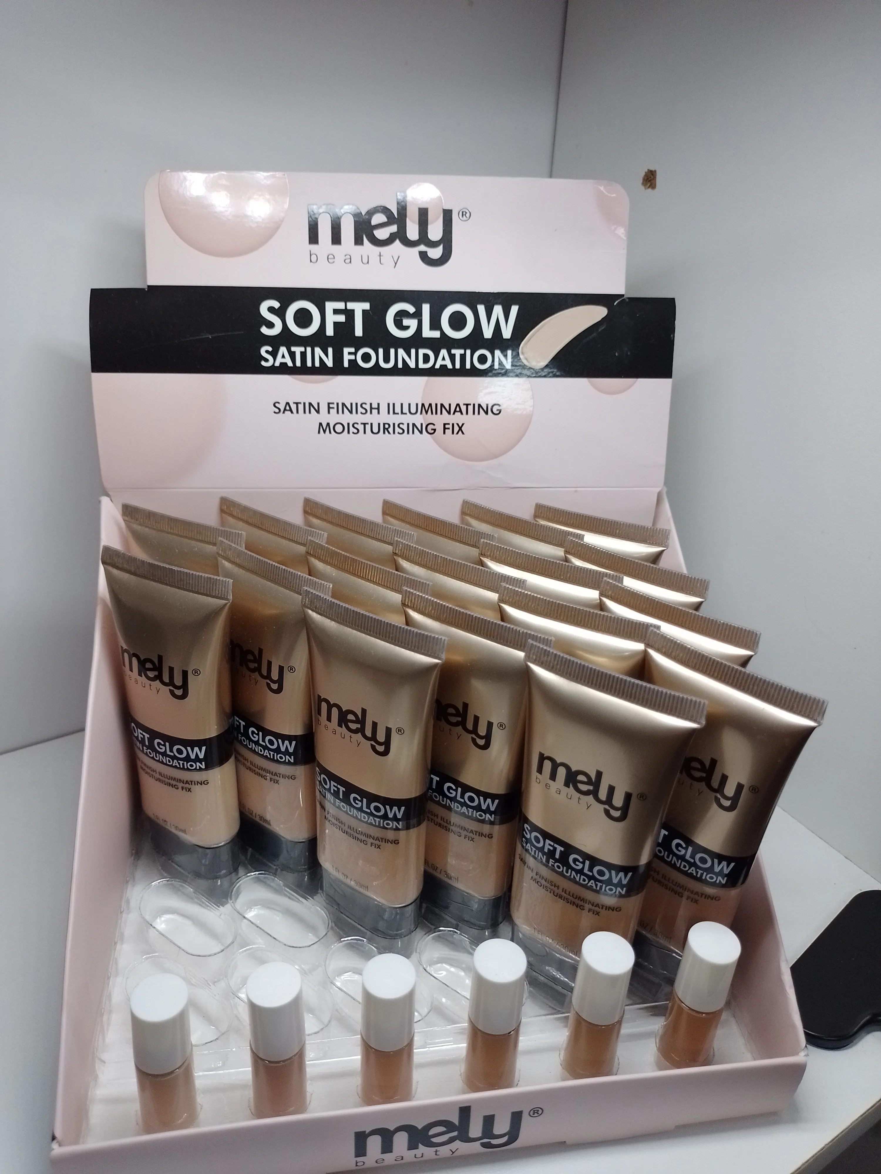 Base Mely Soft Glow