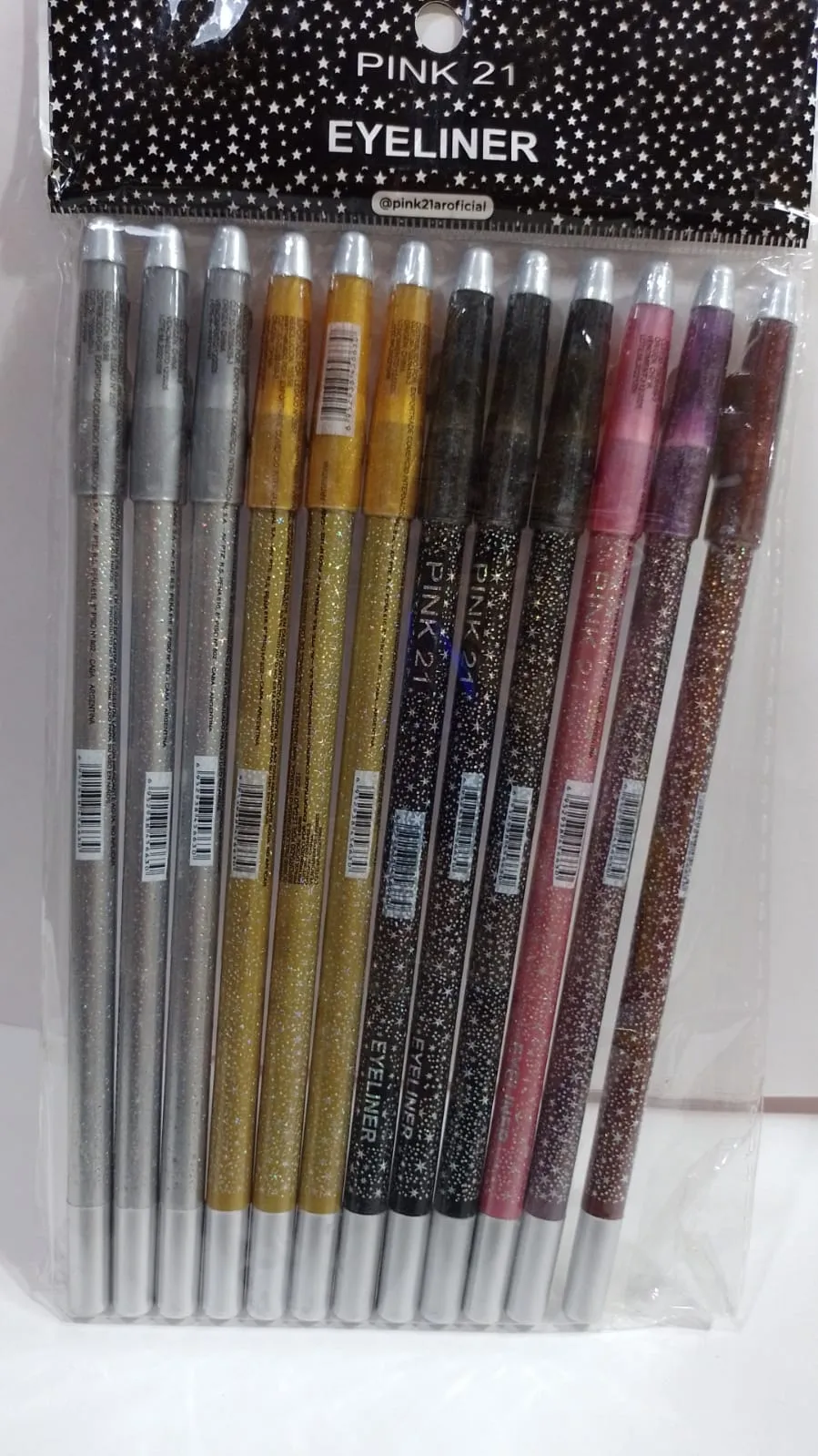 delineador con glitter