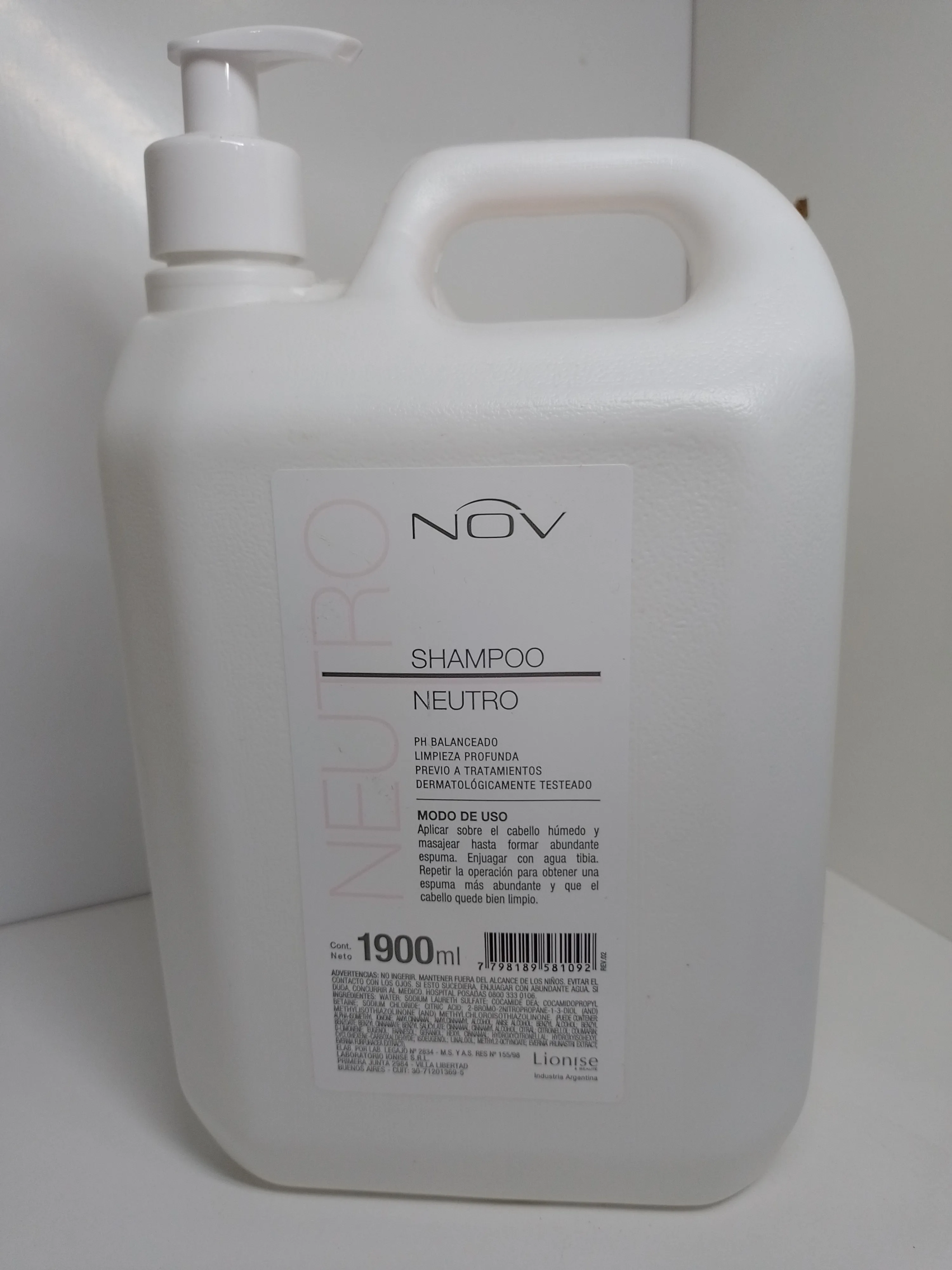 Shampoo Neutro Con Bomba Nov