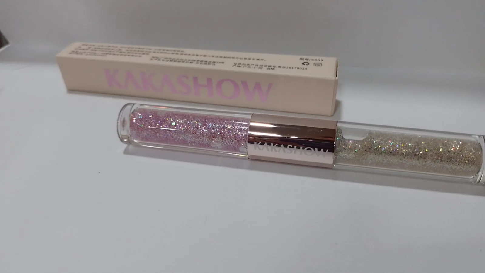 delineador con glitter doble