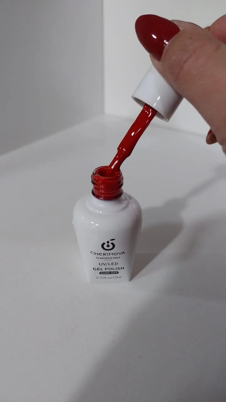 esmalte rojo cherimoya