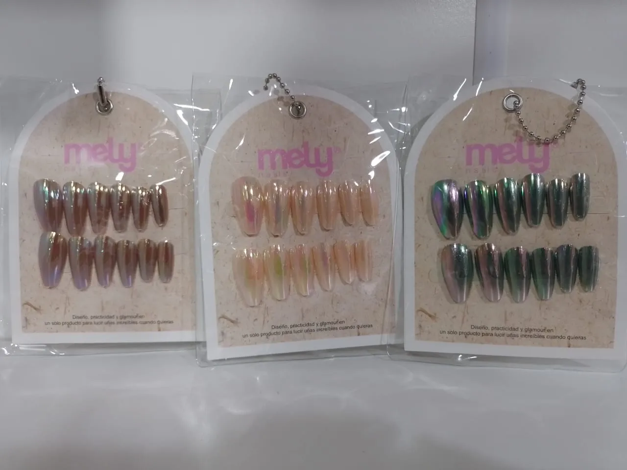 uñas postizas press on mely almendra tornasol