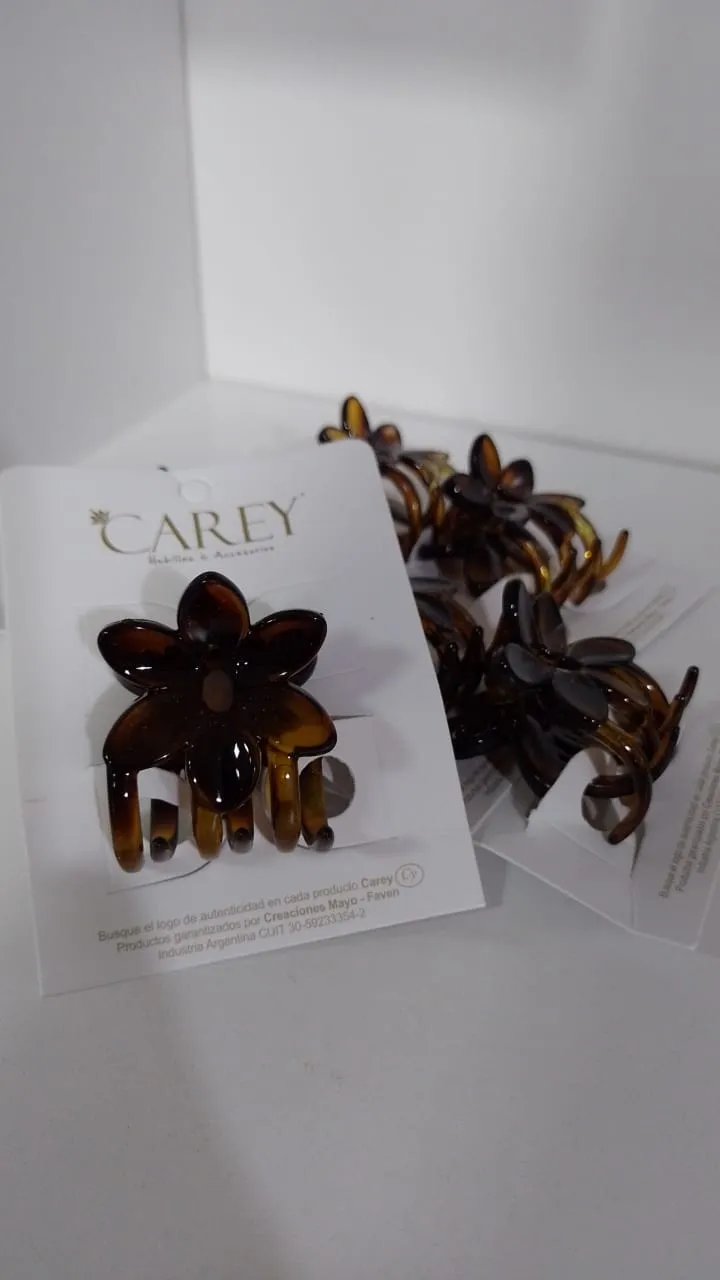 pinza flor calada carey