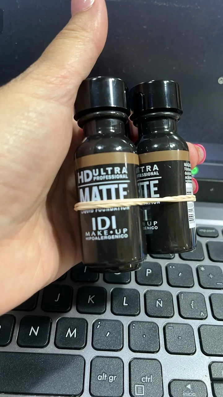 maquillaje fluido HD 03 very sand
