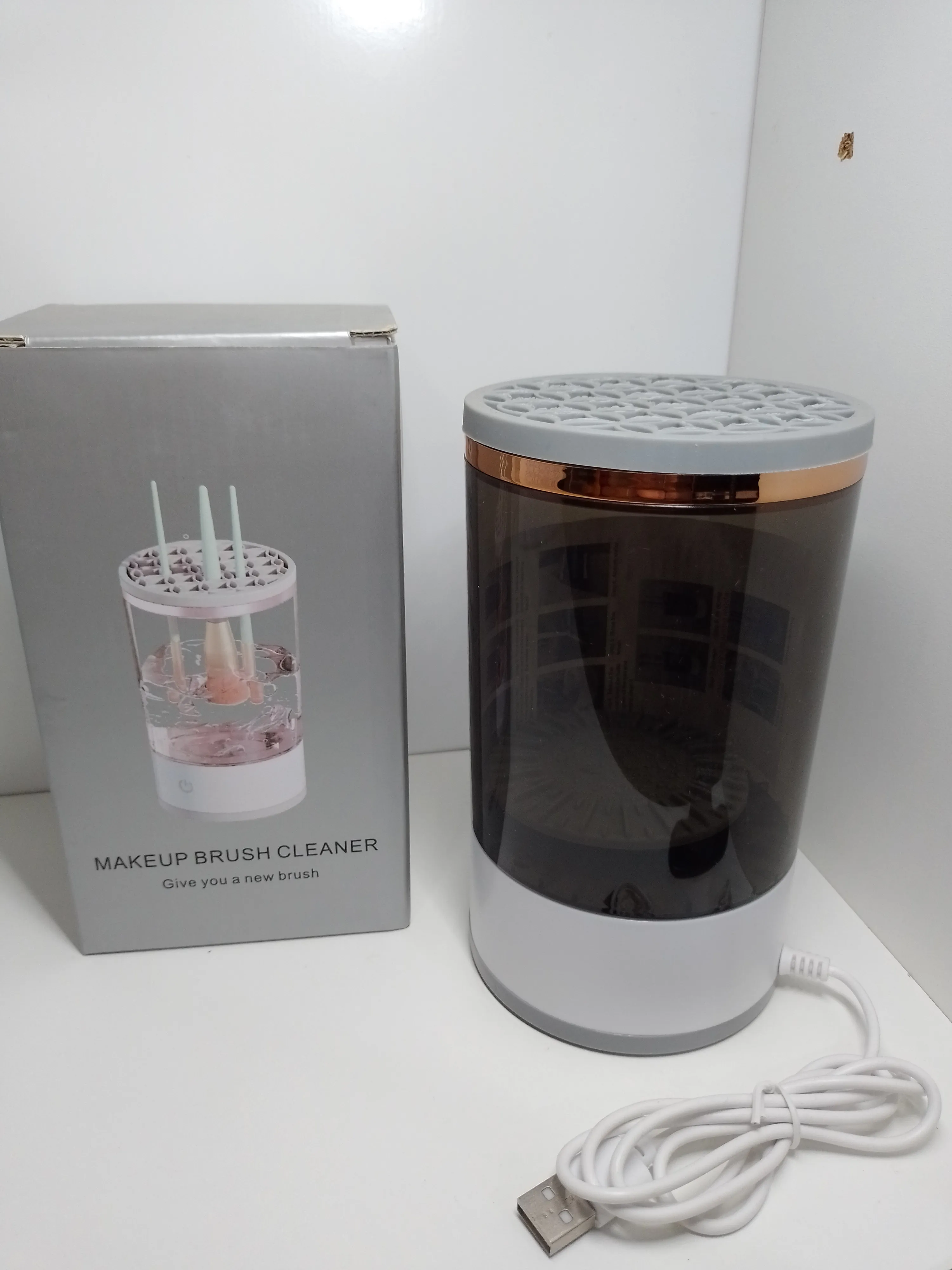 Limpia Brochas USB