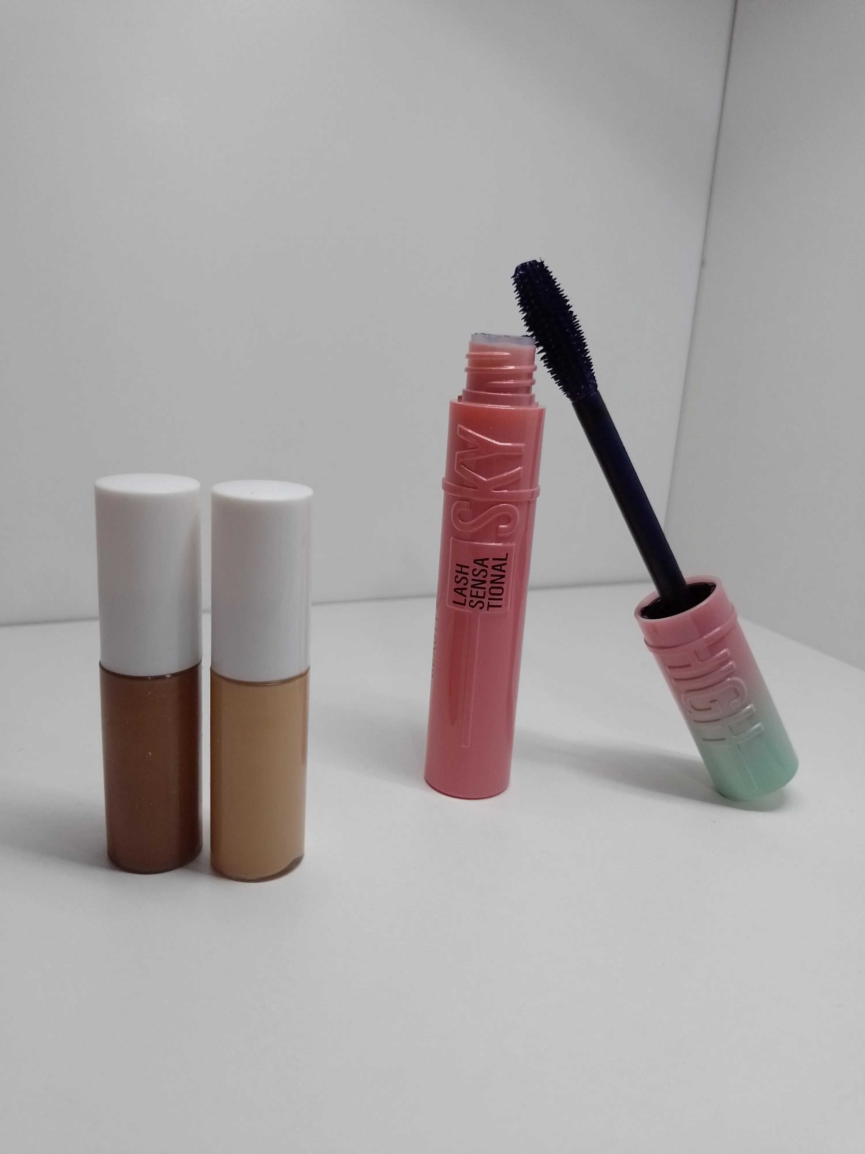 Mascara Base y Labial de Oferta