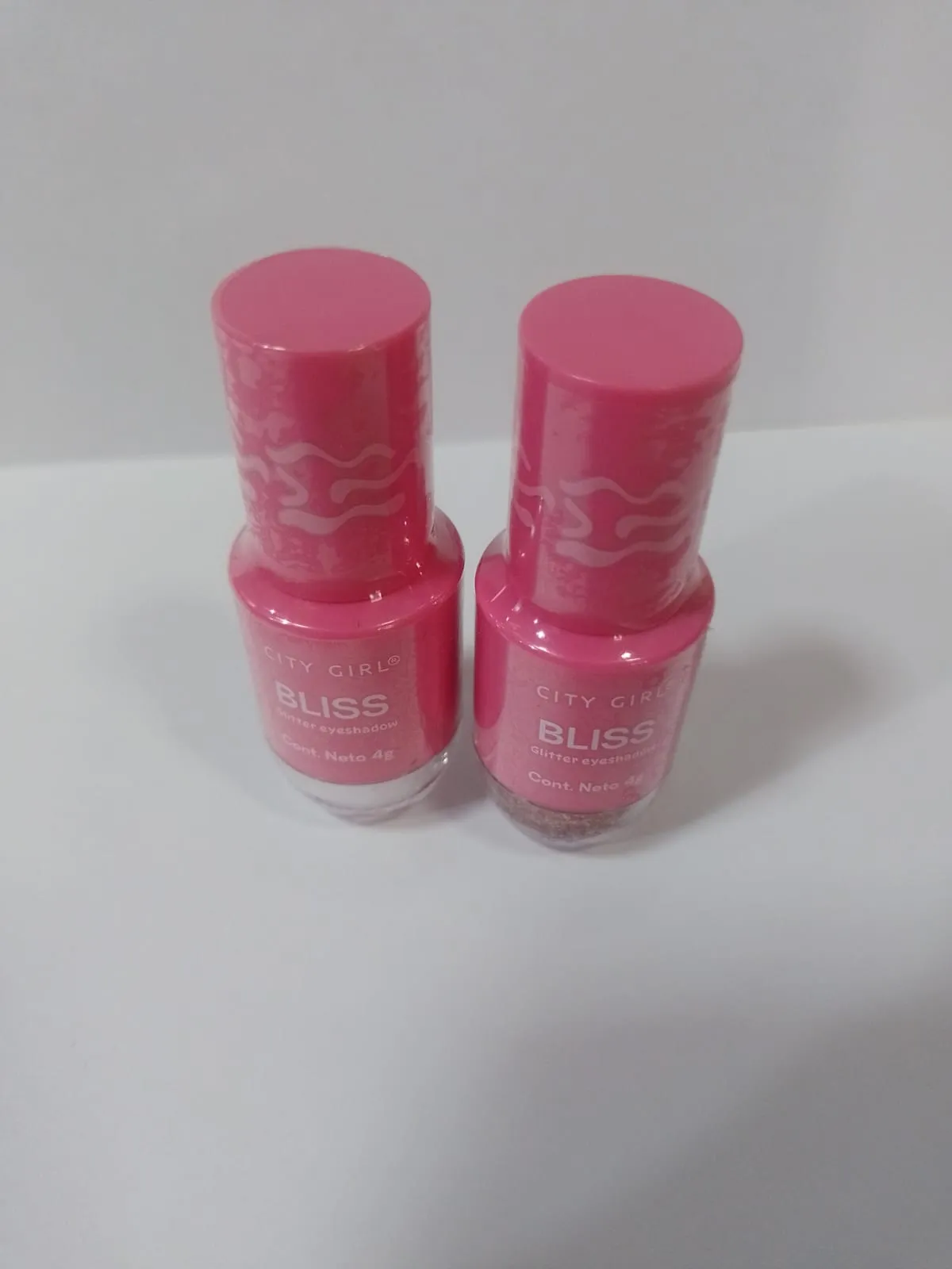 sombra liquida con glitter
