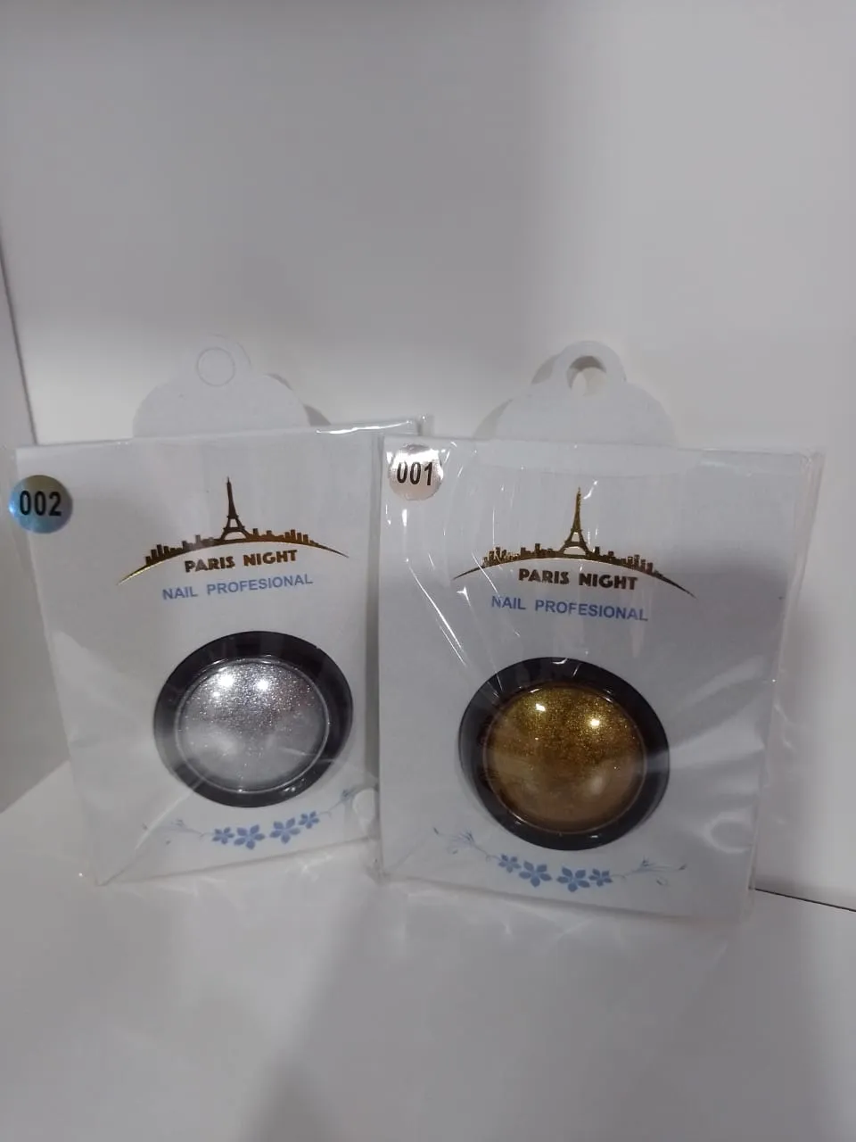 polvo espejado dorado y plateado