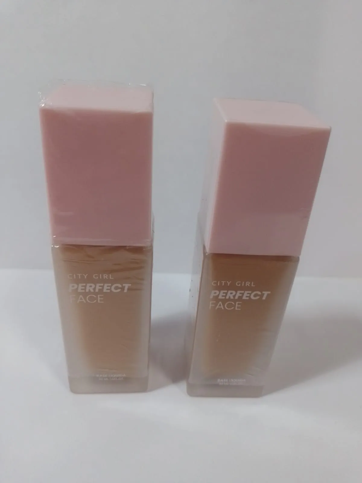 base liquida city girl perfect face