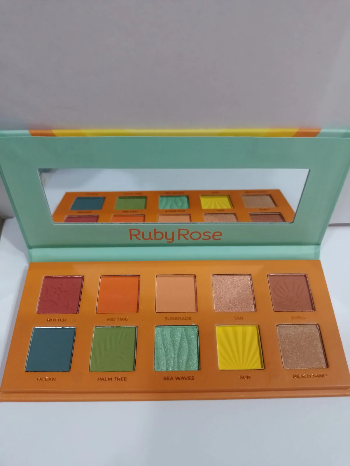 sombras ruby rose summer muse