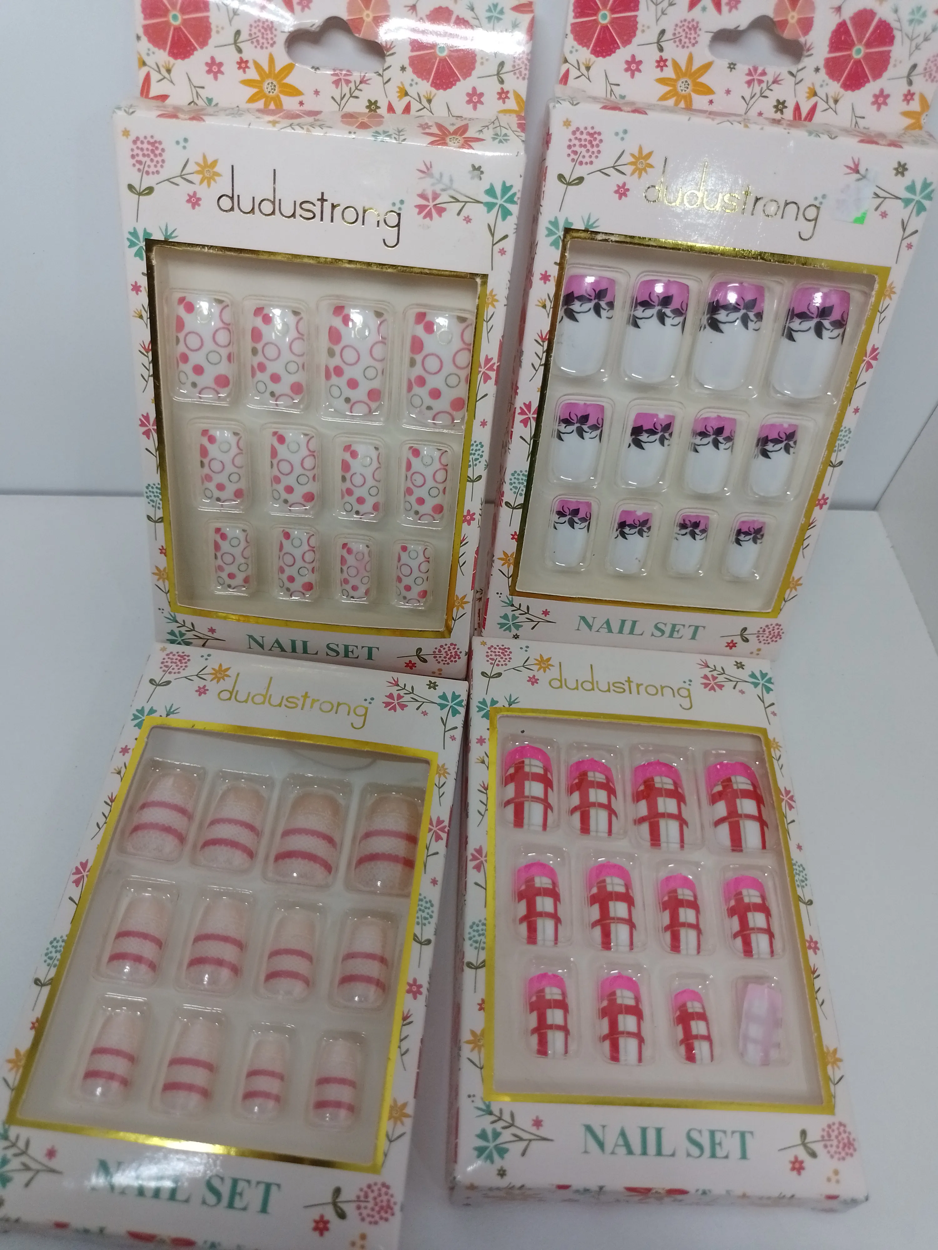 Uñas Postizas Dudustrong