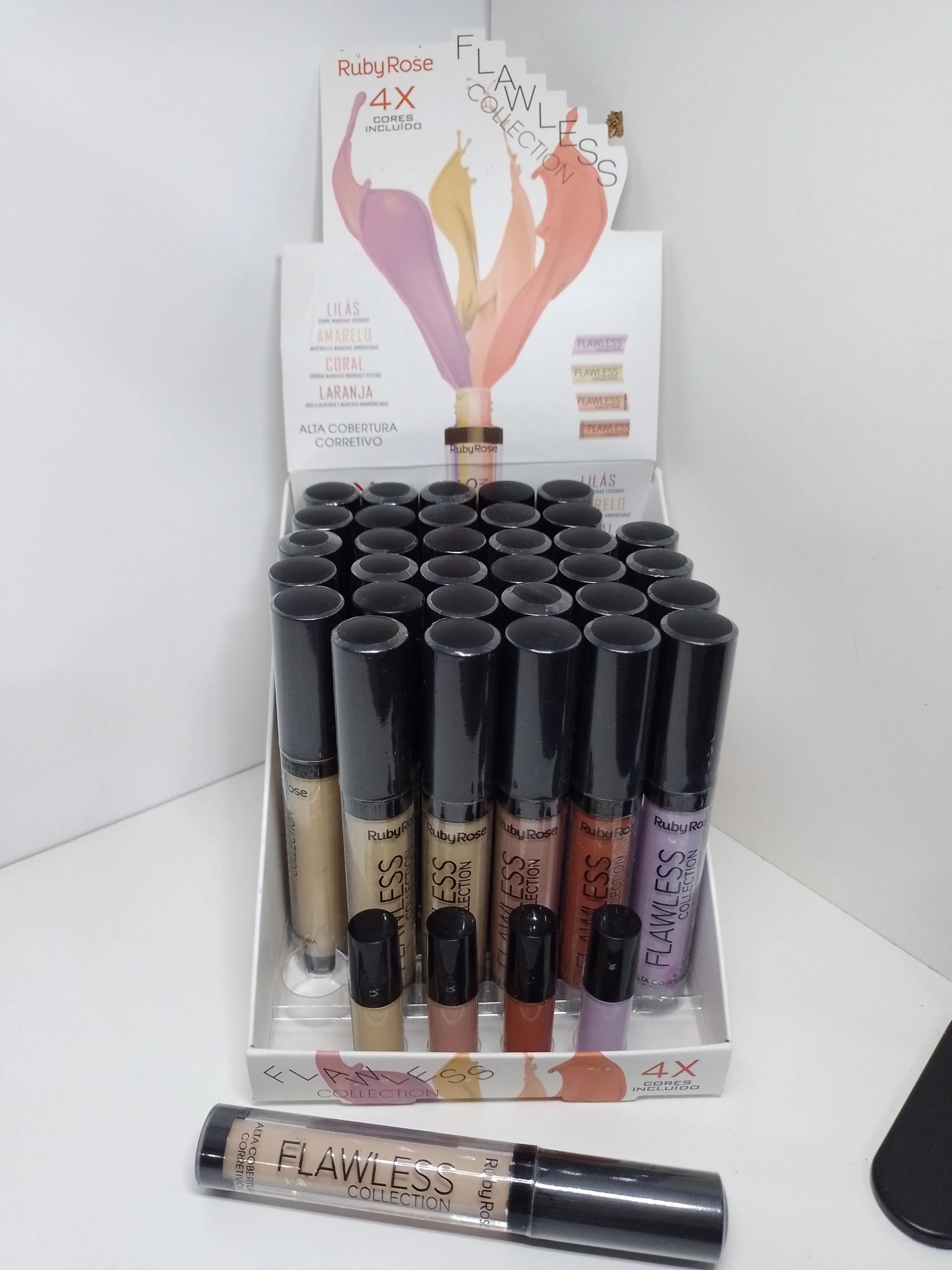 Corrector Ruby Rose